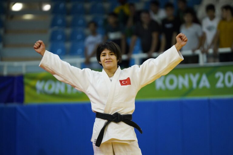 Judoda Çifte Bronz